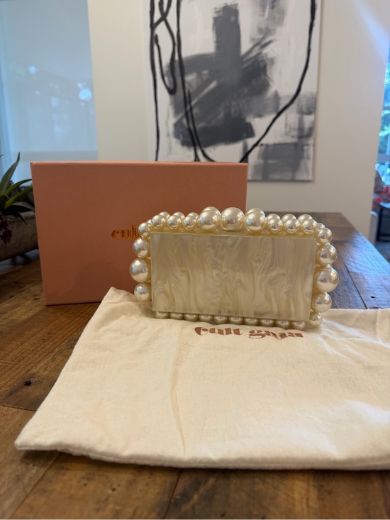 cult gaia Handbags - Cult Gaia EOS Box Clutch - Ivory